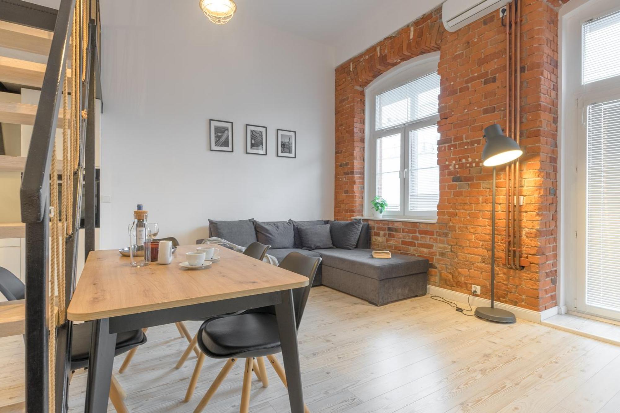 Apartament Z Antresola Nowa Papiernia ヴロツワフ エクステリア 写真